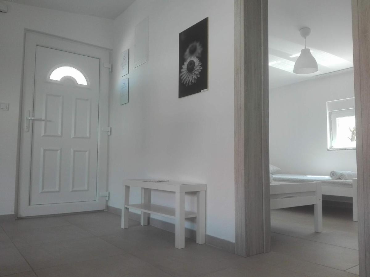 Apartman Bunaric Vir Exteriér fotografie