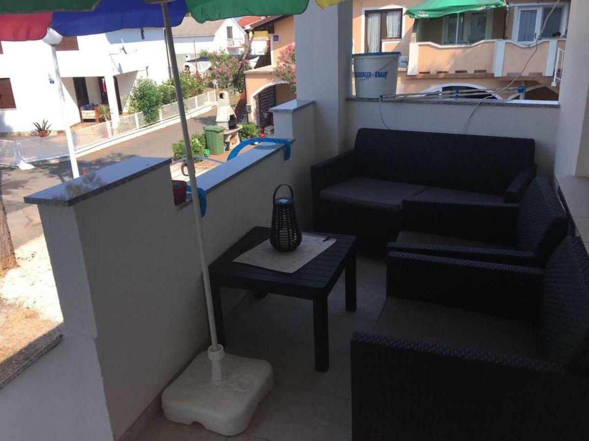 Apartman Bunaric Vir Exteriér fotografie