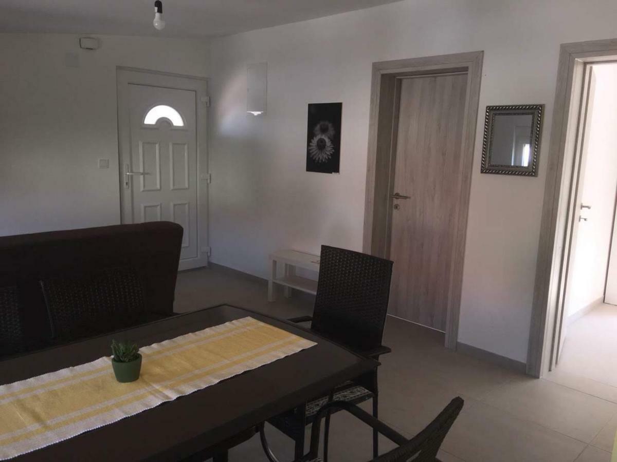 Apartman Bunaric Vir Exteriér fotografie
